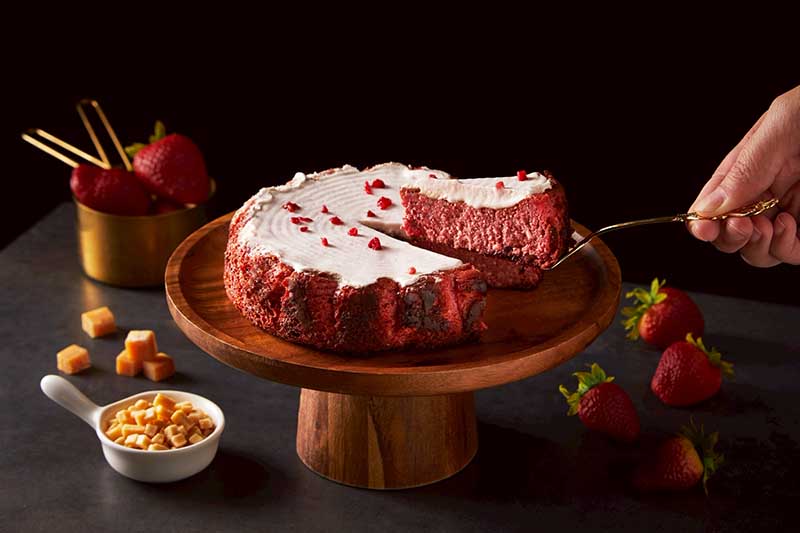 起士公爵「初戀草莓熟成巴斯克」甜蜜上市