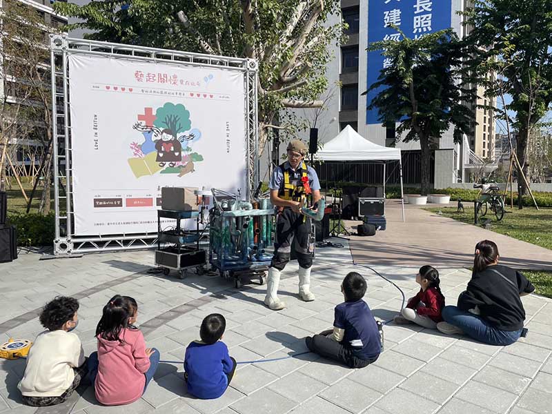 為民眾打造健康生活園區      臺中市立醫院「藝起關懷愛在北屯」成果展登場